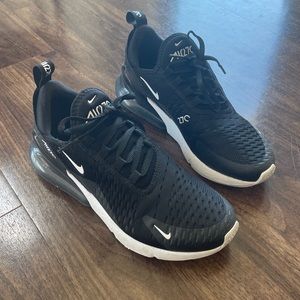 Nike Air Max 270